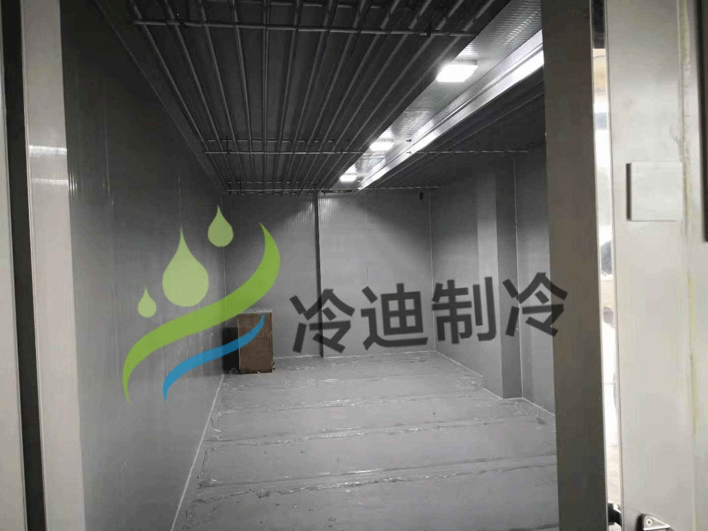 建一个100平米-18℃低温冷冻库要多少钱?